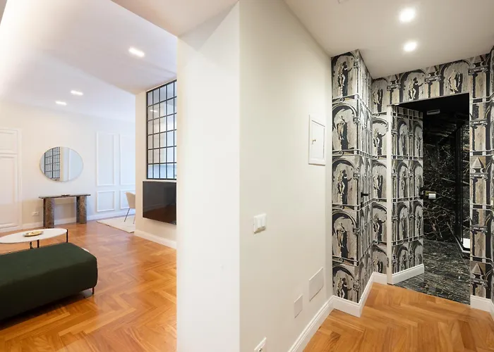 71 Penthouse - Renovated 2026